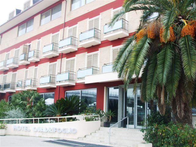 Hotell Quadrifoglio 3*